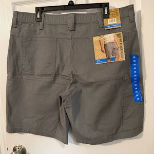 Men's Weatherproof charcoal utility shorts